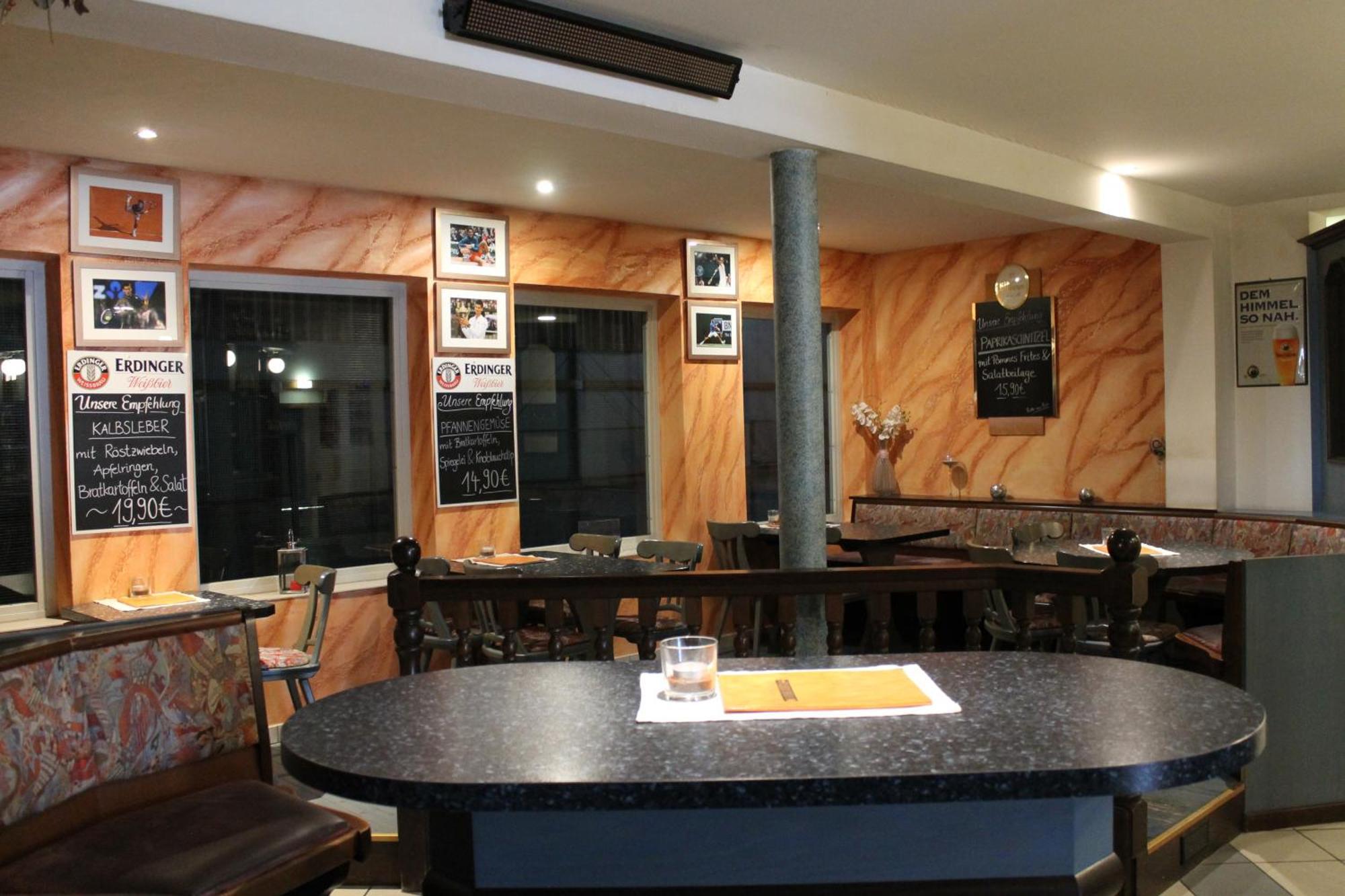 Toto'S Gasthaus ฮัททิงเงน ภายนอก รูปภาพ